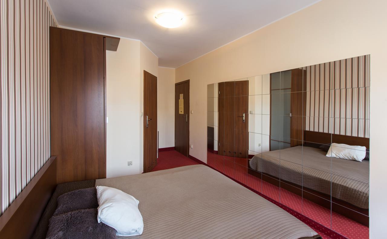 ОТЕЛЬ VILLA VENTANA POZNAN CITY FREE PARKING 696-890-000 SNIADANIE W CENIE  ПОЗНАНЬ 3* (Польша) - от 3204 RUB | NOCHI